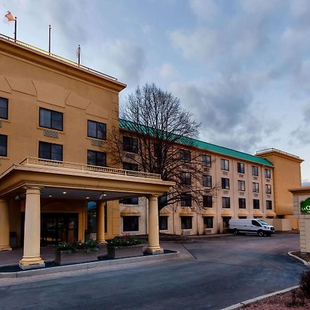 La Quinta By Wyndham Milwaukee Bayshore Area Glendale Екстериор снимка