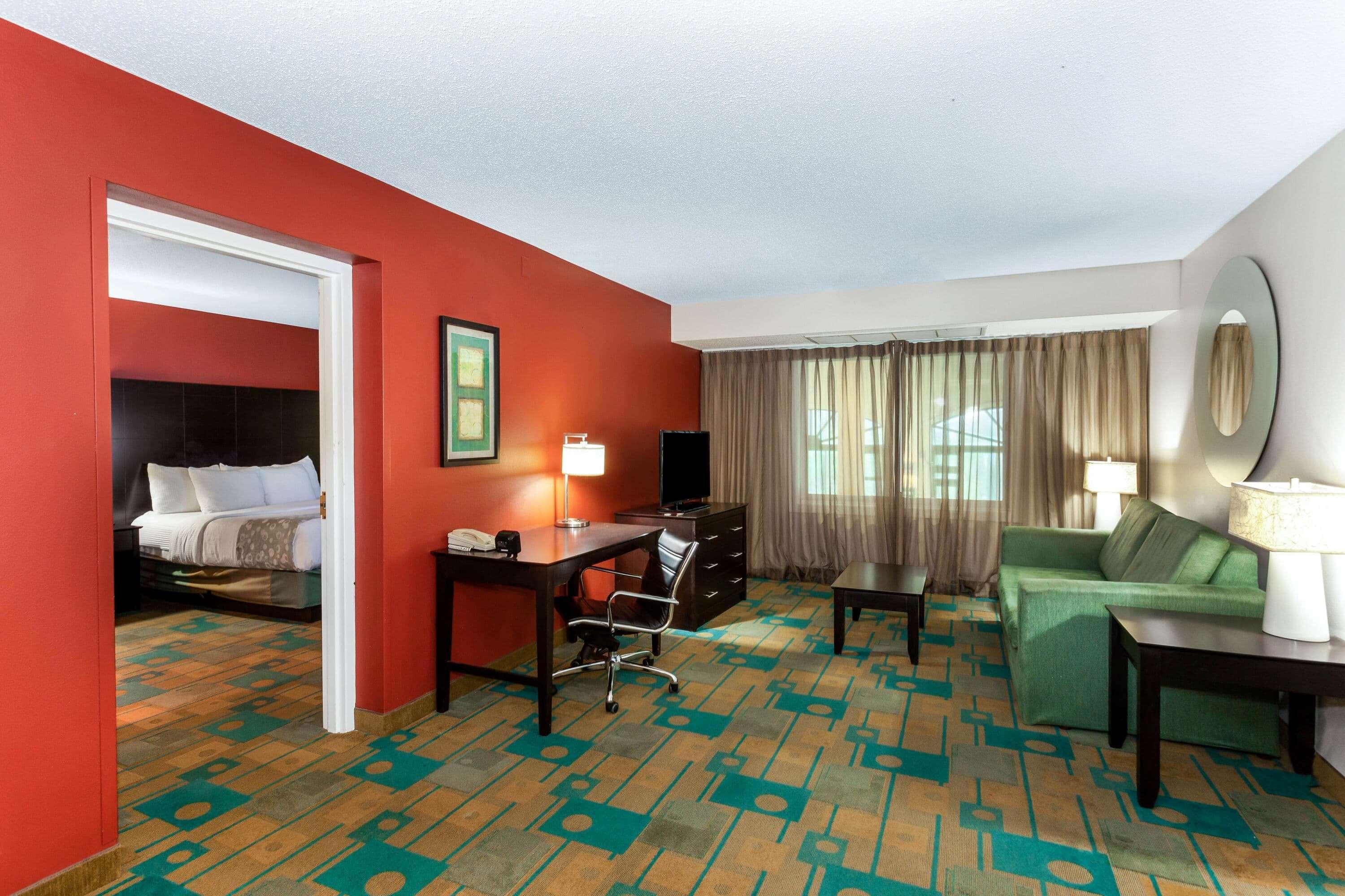 La Quinta By Wyndham Milwaukee Bayshore Area Glendale Екстериор снимка