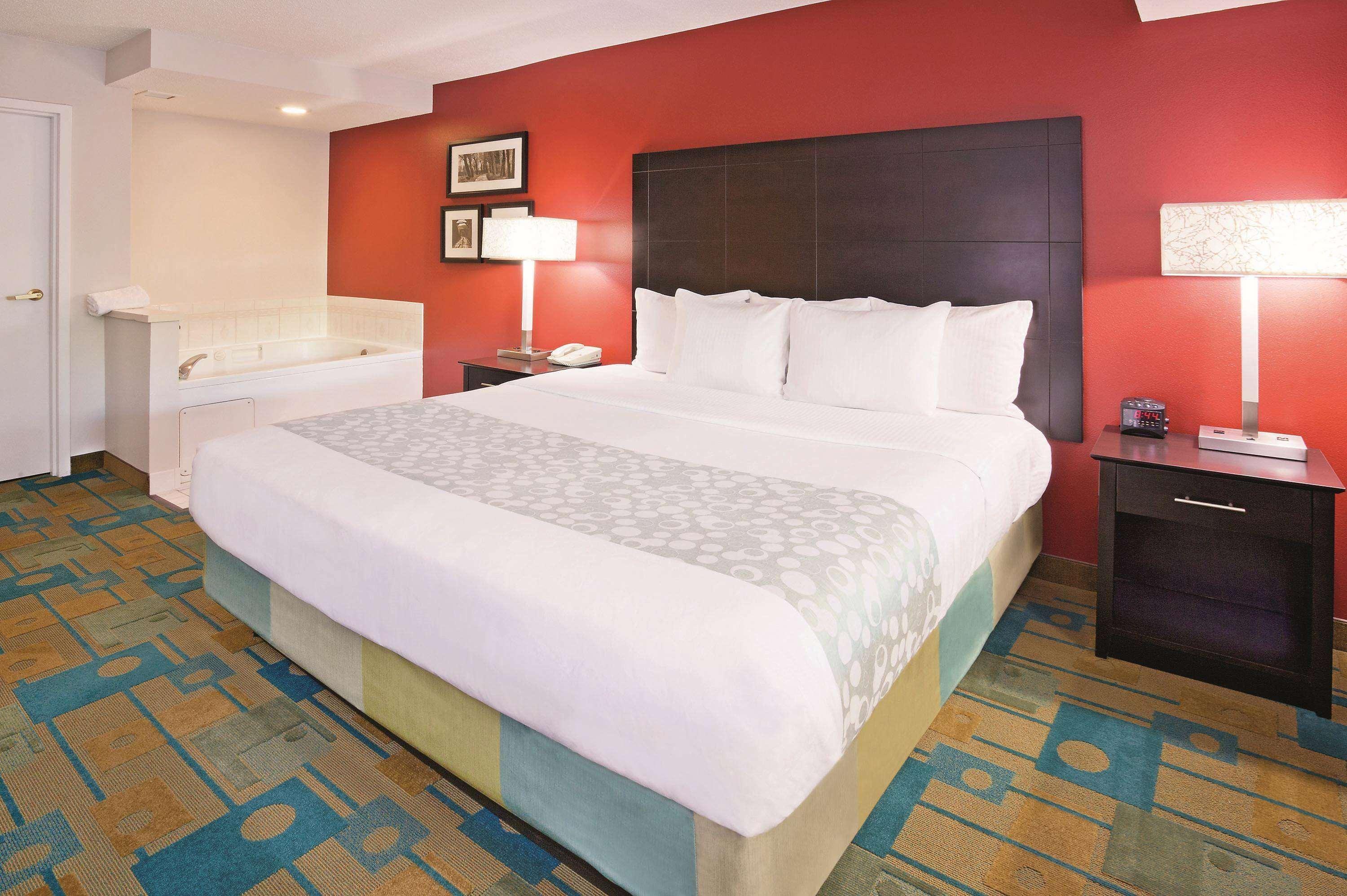 La Quinta By Wyndham Milwaukee Bayshore Area Glendale Екстериор снимка