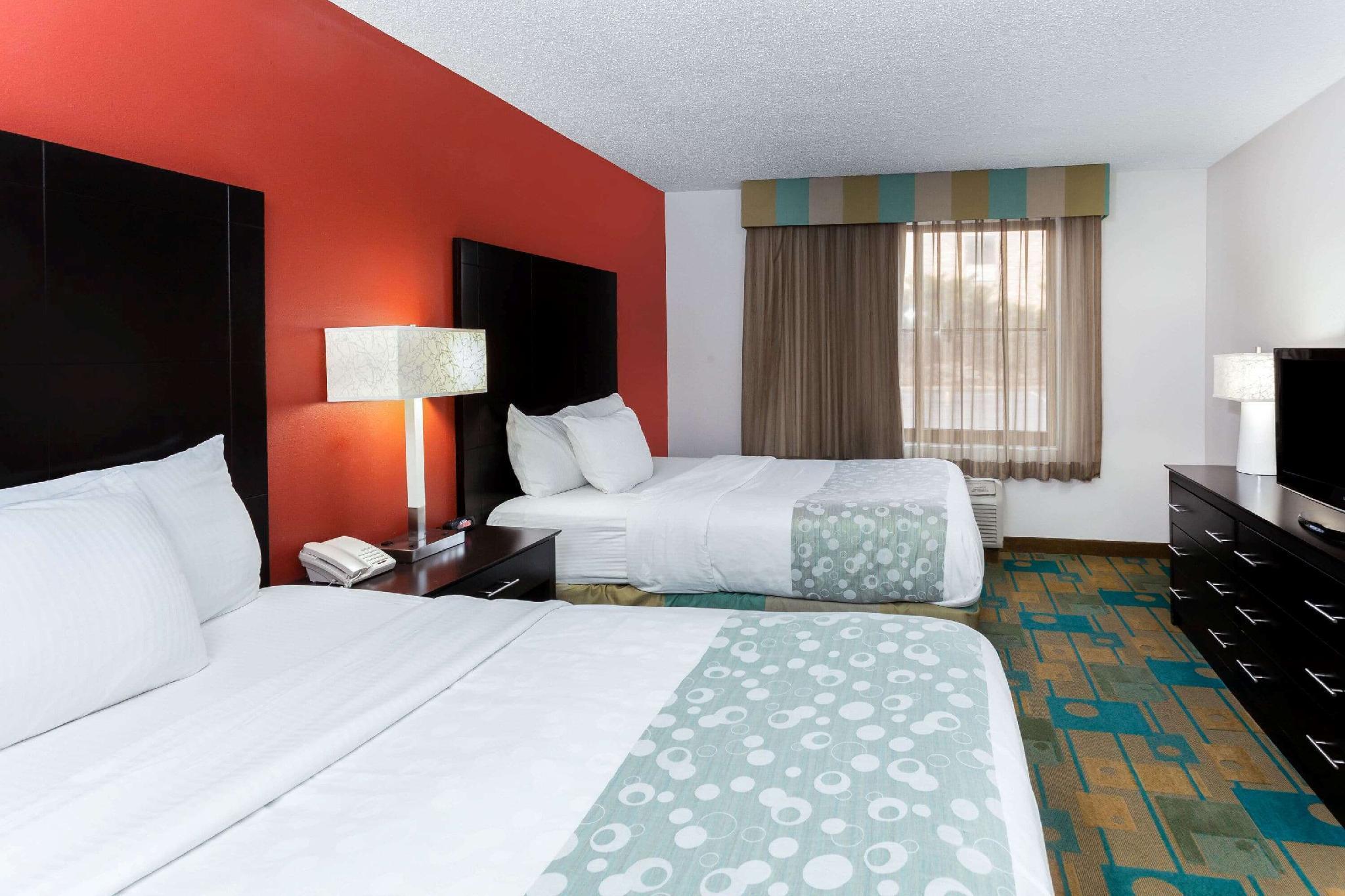 La Quinta By Wyndham Milwaukee Bayshore Area Glendale Екстериор снимка